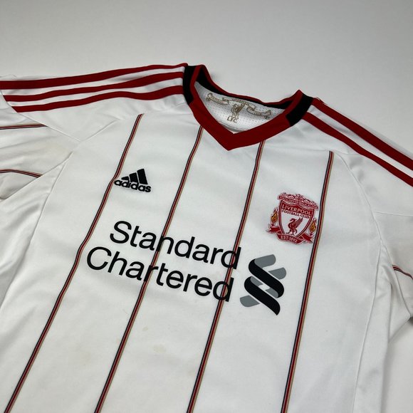 Liverpool 2010-2011 Away Jersey - Picture 2 of 4